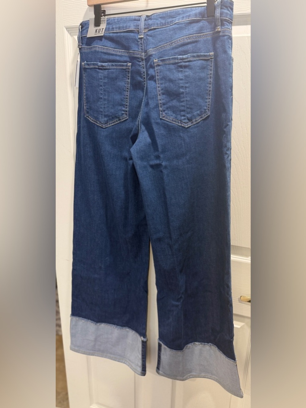 KUT from the Kloth Margo Cuffed Pintuck Wide Leg Jeans-Size 8-NWT - Picture 11 of 14